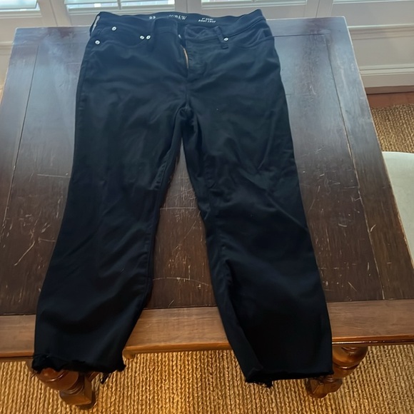 J. Crew 9 inch Demi Boot Crop Jean - Picture 5 of 12